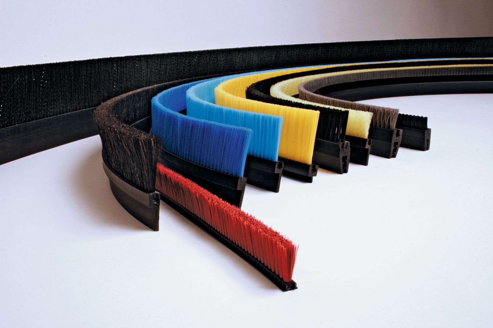 Raspall strip rivet flexible